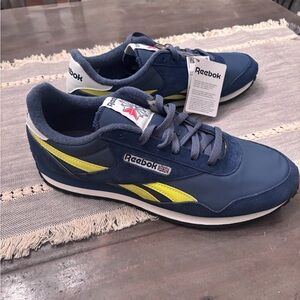 NWT! Men’s Reebok Classic AZ Shoes size 11